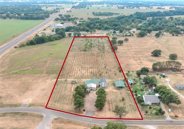Photo 2 of Single family home for sale at 7050 Slaughterville Rd, Slaughterville, OK 73051 | MLS# 1246574 | Listing updated on 2026-09-02