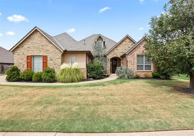 Photo 3 of Single family home for sale at 13313 Nw 5th St, Yukon, OK 73099 | MLS# 1246595 | Listing updated on 2026-09-04