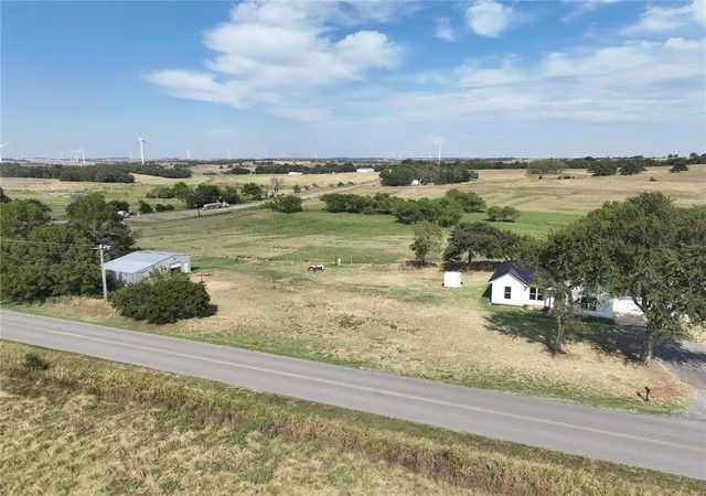 Photo 3 of Sale Pending at 16025 County Street 2730, Minco, OK 73059 | MLS# 1246599 | Listing updated on 2026-09-23