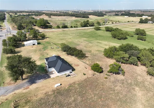 Photo 4 of Sale Pending at 16025 County Street 2730, Minco, OK 73059 | MLS# 1246599 | Listing updated on 2026-09-23