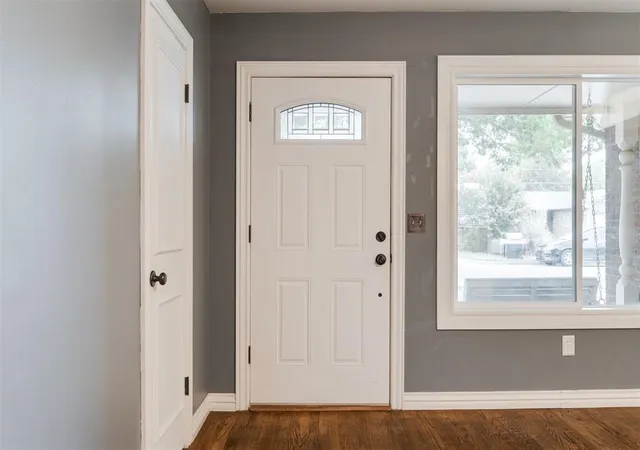 Photo 3 of Single family home for sale at 627 Ridgecrest Rd, Edmond, OK 73013 | MLS# 1246612 | Listing updated on 2026-09-01