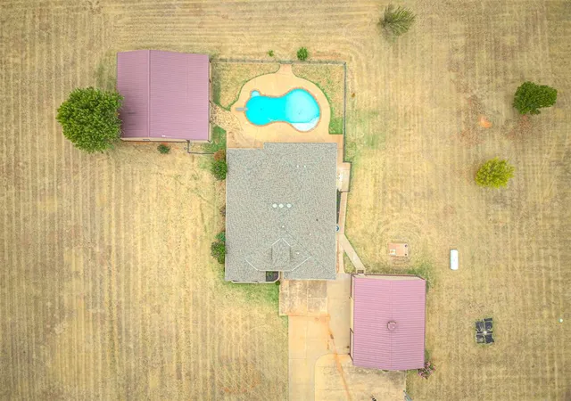 Photo 3 of Sale Pending at 1609 Cedar Ridge Dr, Cashion, OK 73016 | MLS# 1246613 | Listing updated on 2026-09-04