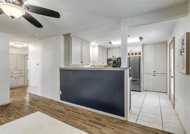 Photo 5 of Sale Pending at 105 Woods Ave, Moore, OK 73160 | MLS# 1246614 | Listing updated on 2026-09-02