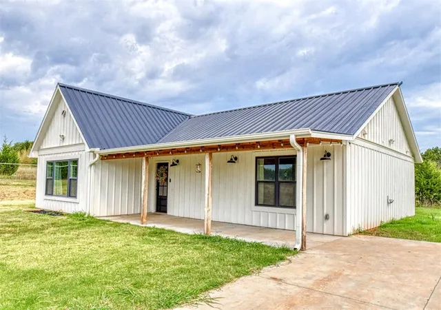 Photo 1 of Single family home for sale at 22355 Davis Dr, Earlsboro, OK 74840 | MLS# 1246615 | Listing updated on 2026-08-28