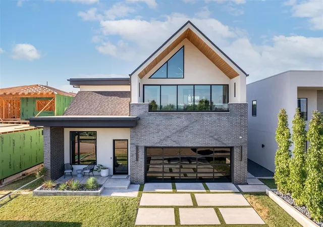 Photo 2 of Single family home for sale at 809 NW 68th Street, Oklahoma City, OK 73116 | MLS# 1246629 | Listing updated on 2026-09-03