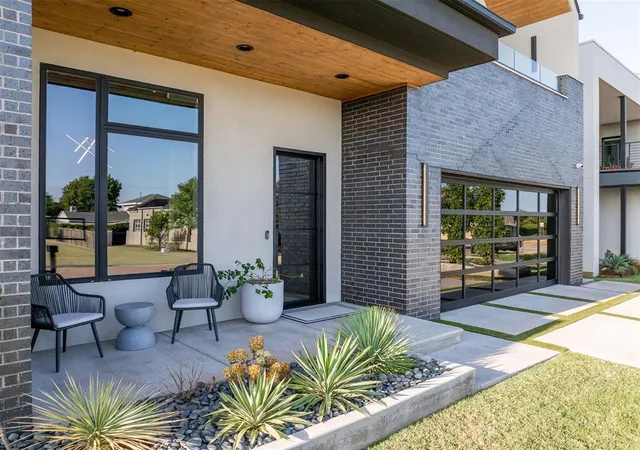 Photo 3 of Single family home for sale at 809 NW 68th Street, Oklahoma City, OK 73116 | MLS# 1246629 | Listing updated on 2026-09-03