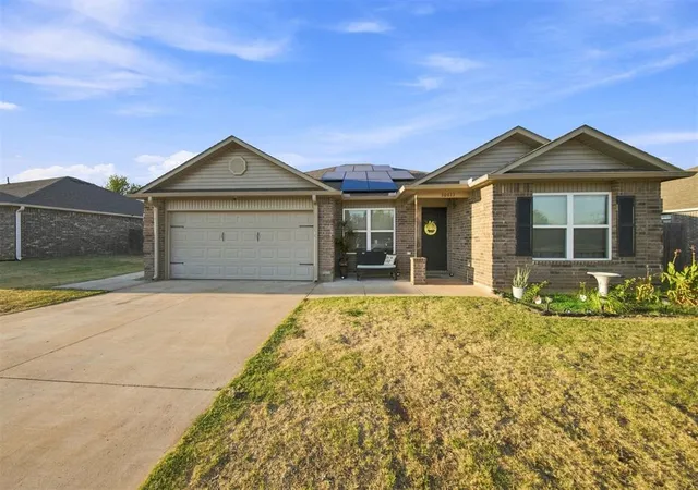 Photo 1 of Single family home for sale at 10613 Sw 22nd Street, Yukon, OK 73099 | MLS# 1246634 | Listing updated on 2026-09-24