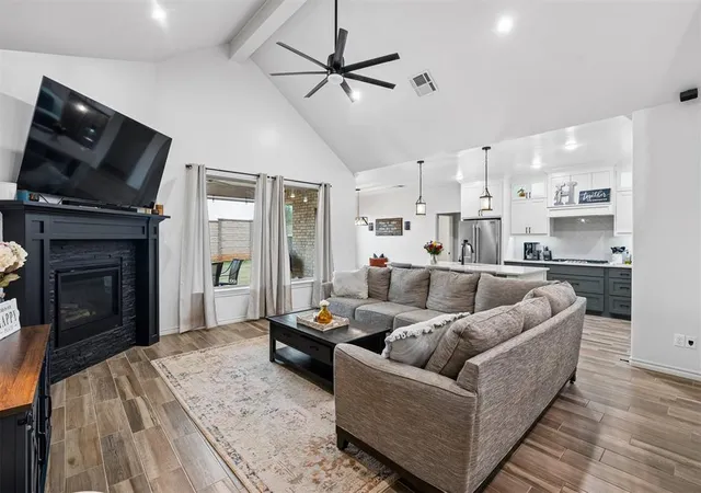 Photo 3 of Single family home for sale at 14101 Village Creek Wy, Piedmont, OK 73078 | MLS# 1246645 | Listing updated on 2026-10-07