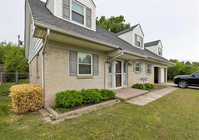 Photo 2 of Single family home for sale at 3112 Center St, Oklahoma City, OK 73120 | MLS# 1246648 | Listing updated on 2026-08-28
