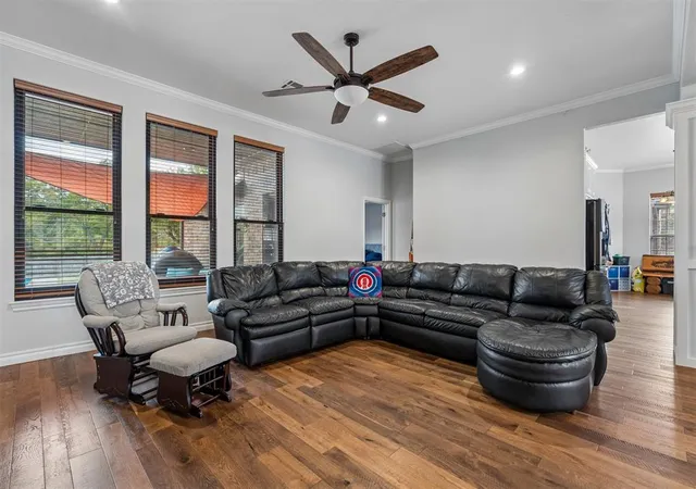 Photo 3 of Single family home for sale at 825 Liveoak Ln, Blanchard, OK 73010 | MLS# 1246667 | Listing updated on 2026-09-22