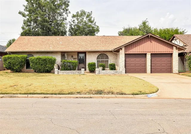 Single family home for sale at 11501 N Miller Ave, Oklahoma City, OK 73120 | MLS# 1246677