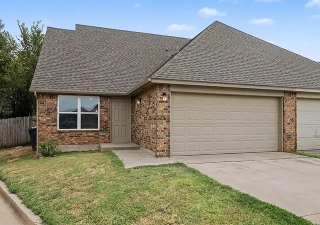 Photo 4 of Sale Pending at 9600 Sw 17Th St, Oklahoma City, OK 73128 | MLS# 1246679 | Listing updated on 2026-09-02