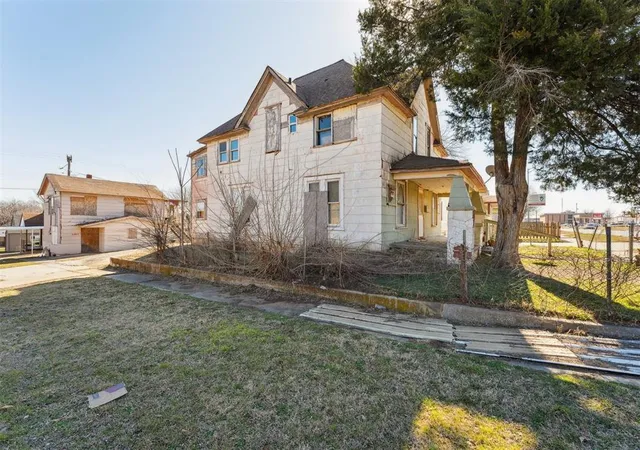 Photo 3 of Single family home for sale at 616 N Choctaw Ave, El Reno, OK 73036 | MLS# 1246709 | Listing updated on 2026-09-02
