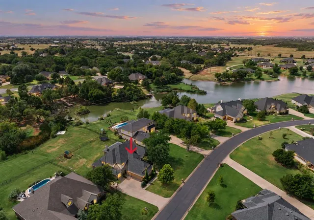 Photo 2 of Single family home for sale at 2654 S Loblolly Ln, Edmond, OK 73012 | MLS# 1246712 | Listing updated on 2026-09-19