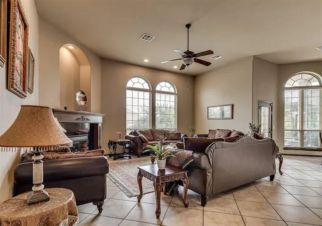 Photo 4 of Single family home for sale at 19605 Talavera Ln, Edmond, OK 73012 | MLS# 1246723 | Listing updated on 2026-08-29