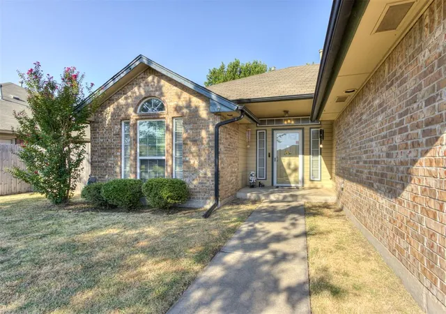 Photo 3 of Sale Pending at 14401 Harli Ln, Oklahoma City, OK 73170 | MLS# 1246741 | Listing updated on 2026-10-03