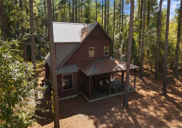 Photo 2 of Single family home for sale at 322 Oak Stone Ln, Broken Bow, OK 74728 | MLS# 1246773 | Listing updated on 2026-10-06