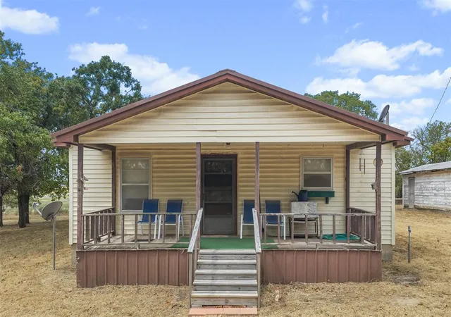 Photo 1 of Sale Pending at 1292 Cox City Rd, Rush Springs, OK 73082 | MLS# 1246780 | Listing updated on 2026-10-07