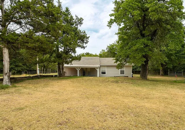Photo 1 of Single family home for sale at 1602 One Creek Dr, Guthrie, OK 73044 | MLS# 1246782 | Listing updated on 2026-08-29
