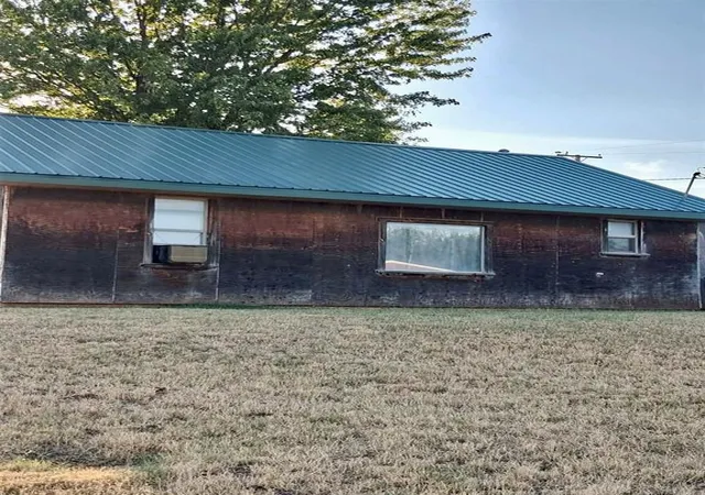 Photo 17 of Single family home for sale at 333 E 4th St, Hydro, OK 73048 | MLS# 1246791 | Listing updated on 2026-08-31