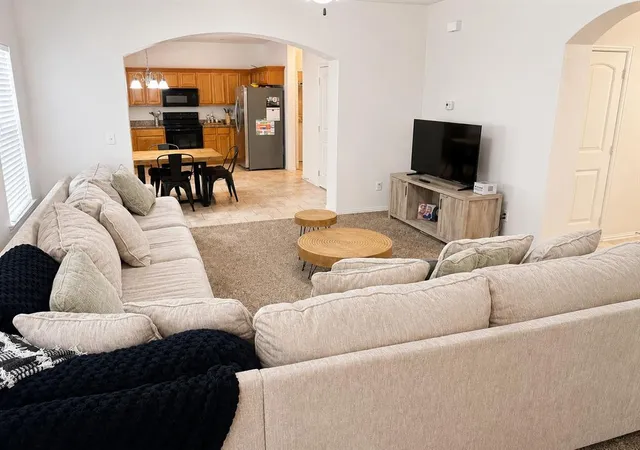 Photo 4 of Single family home for sale at 1801 Del Rio, Clinton, OK 73601 | MLS# 1246804 | Listing updated on 2026-09-05