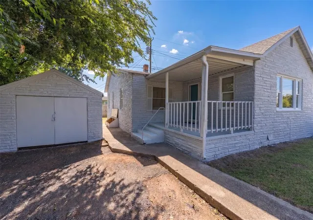 Photo 2 of Single family home for sale at 3004 Pioneer Ave, Oklahoma City, OK 73107 | MLS# 1246806 | Listing updated on 2026-09-02