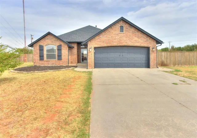 Photo 1 of Single family home for sale at 3404 Paul Dr, Moore, OK 73160 | MLS# 1246807 | Listing updated on 2026-09-25