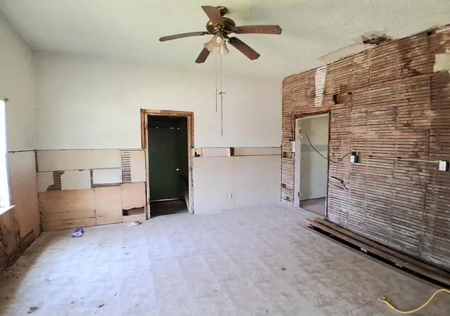 Photo 4 of Single family home for sale at 1316 E Main St, Shawnee, OK 74801 | MLS# 1246830 | Listing updated on 2026-09-02