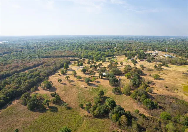 Photo 4 of Single family home for sale at 7525 Alameda Dr, Norman, OK 73026 | MLS# 1246834 | Listing updated on 2026-09-02