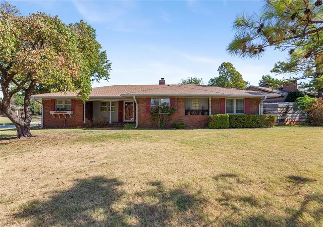 Photo 1 of Single family home for sale at 1609 Glenbrook Ter, Nichols Hills, OK 73116 | MLS# 1246851 | Listing updated on 2026-08-30