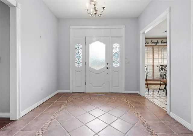 5th image of 2202 Lakewood Dr, Chickasha, OK 73018 | MLS# 1246855