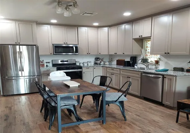 Photo 3 of Single family home for sale at 804 N Admire Ave, El Reno, OK 73036 | MLS# 1246856 | Listing updated on 2026-09-03