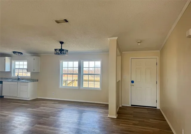 Photo 3 of Single family home for sale at 1185 Cr 1386, Chickasha, OK 73018 | MLS# 1246859 | Listing updated on 2026-09-16