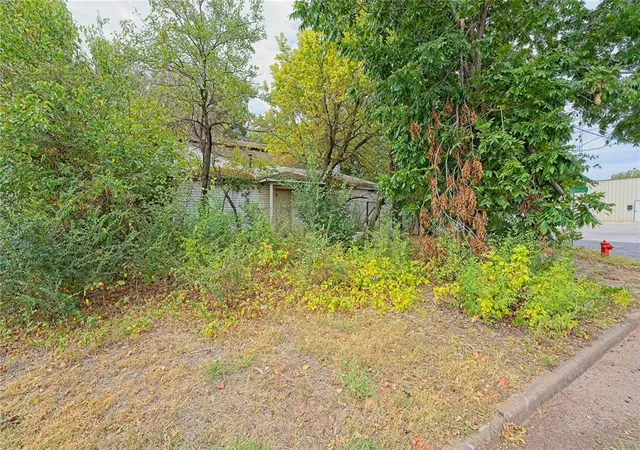 Photo 2 of Single family home for sale at 1300 Se 38th St, Oklahoma City, OK 73129 | MLS# 1246874 | Listing updated on 2026-08-30
