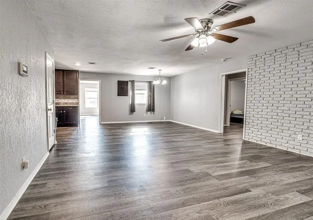 Photo 4 of Single family home for sale at 2103 N Tucker Ave, Shawnee, OK 74804 | MLS# 1246880 | Listing updated on 2026-09-19