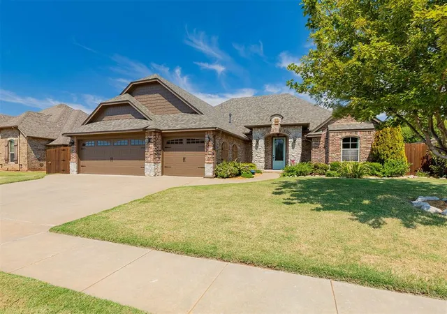 Photo 2 of Sale Pending at 13309 Nw 3rd St, Yukon, OK 73099 | MLS# 1246886 | Listing updated on 2026-09-03