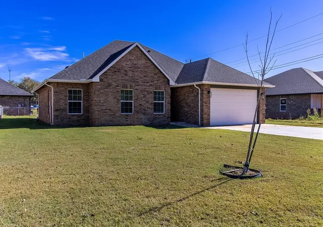Single family home for sale at 8816 N Shartel Ave, Oklahoma City, OK 73114 | MLS# 1246906