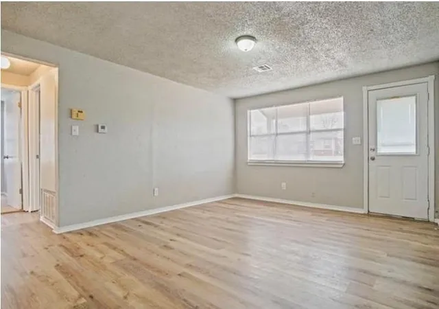 Single family home for sale at 1165 Se 19th St, Oklahoma City, OK 73129 | MLS# 1246921 | Listing updated on 2026-09-13