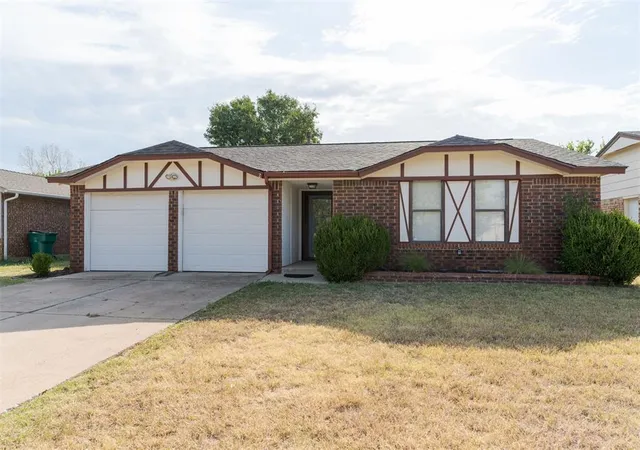 Photo 2 of Single family home for sale at 11612 Matthews Ave, Oklahoma City, OK 73162 | MLS# 1246935 | Listing updated on 2026-09-17