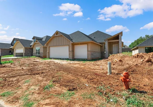 Photo 2 of Single family home for sale at 16329 Whistle Crk Blvd, Edmond, OK 73013 | MLS# 1246937 | Listing updated on 2026-10-17