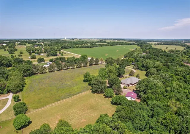 Photo 3 of Single family home for sale at 3534 N 9th Avenue, Purcell, OK 73080 | MLS# 1246942 | Listing updated on 2026-09-13