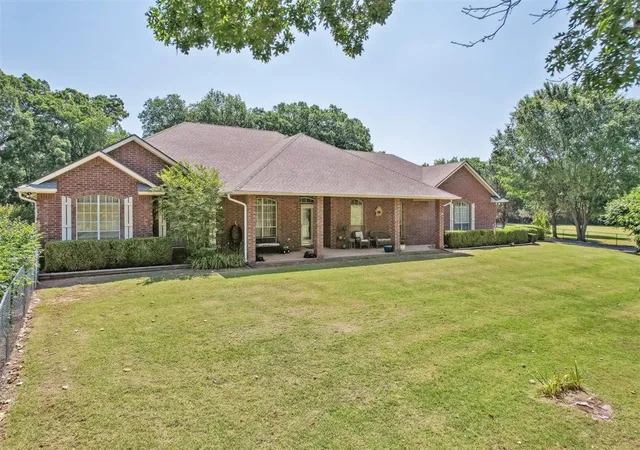 Photo 4 of Single family home for sale at 3534 N 9th Avenue, Purcell, OK 73080 | MLS# 1246942 | Listing updated on 2026-09-13