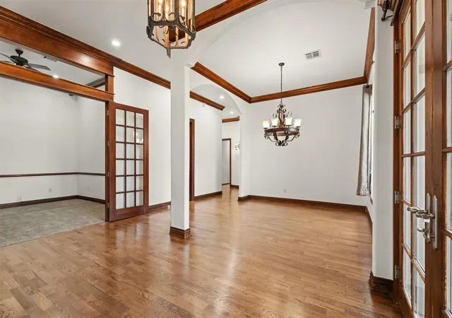Photo 4 of Single family home for sale at 1109 N Edinburrough Way, Mustang, OK 73064 | MLS# 1246948 | Listing updated on 2026-09-25