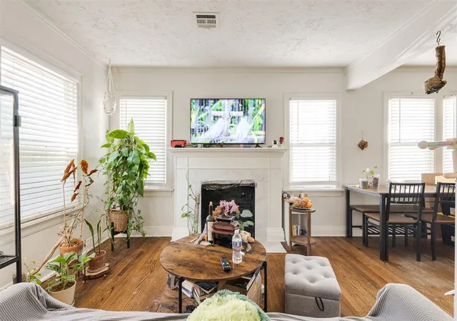 Photo 2 of Sale Pending at 2129 Nw 35th Street, Oklahoma City, OK 73112 | MLS# 1246956 | Listing updated on 2026-09-20