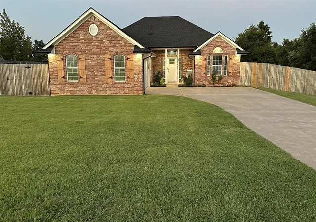 Photo 1 of Single family home for sale at 2100 Kenneth Ln, Choctaw, OK 73020 | MLS# 1246967 | Listing updated on 2026-09-02