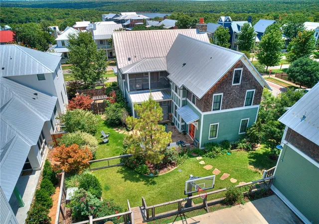 Photo 3 of Single family home for sale at 31 Boulevard, Carlton Landing, OK 74432 | MLS# 1246969 | Listing updated on 2026-09-02