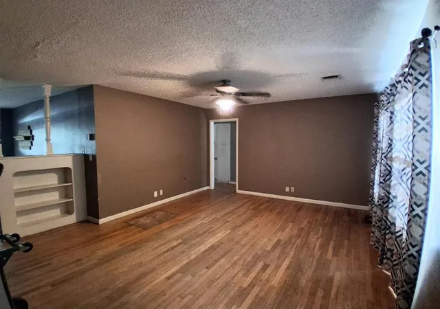 Photo 3 of Single family home for sale at 4005 Blaine Rd, Shawnee, OK 74804 | MLS# 1246980 | Listing updated on 2026-09-01