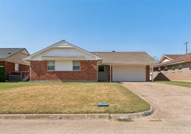 Photo 1 of Sale Pending at 920 W Silver Meadow Dr, Oklahoma City, OK 73110 | MLS# 1247001 | Listing updated on 2026-09-13