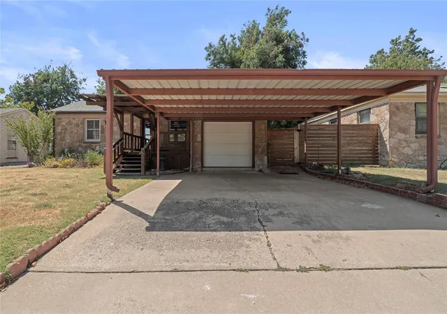 Photo 3 of Sale Pending at 4201 N Libby Ave, Oklahoma City, OK 73122 | MLS# 1247014 | Listing updated on 2026-09-13