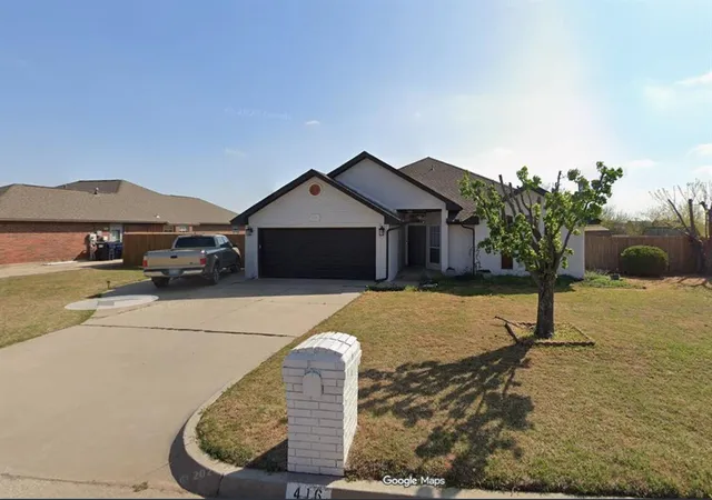 Photo 1 of Sale Pending at 416 Westridge Dr, Yukon, OK 73099 | MLS# 1247017 | Listing updated on 2026-09-02